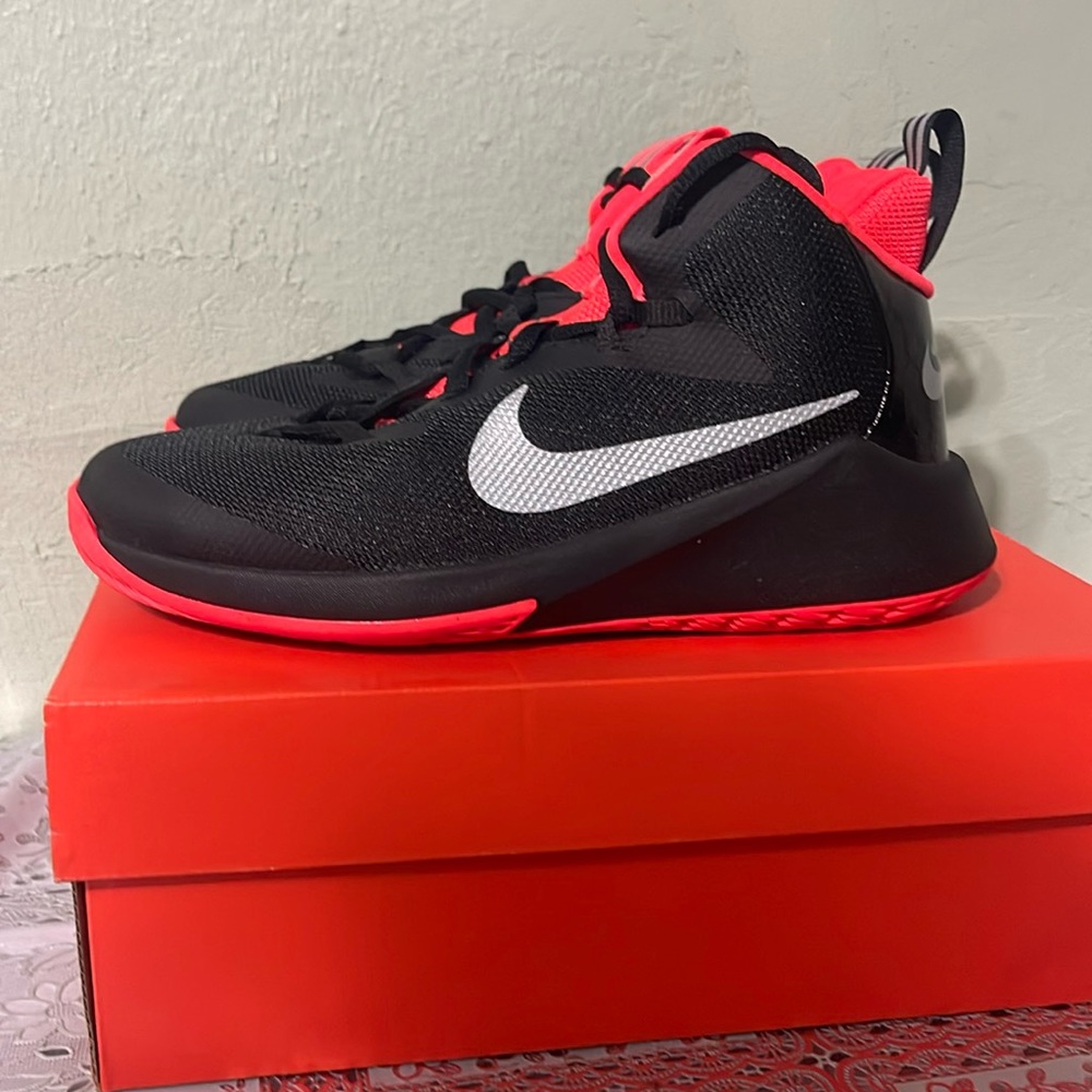 NIKE FUTURE COURT JDI (GS)